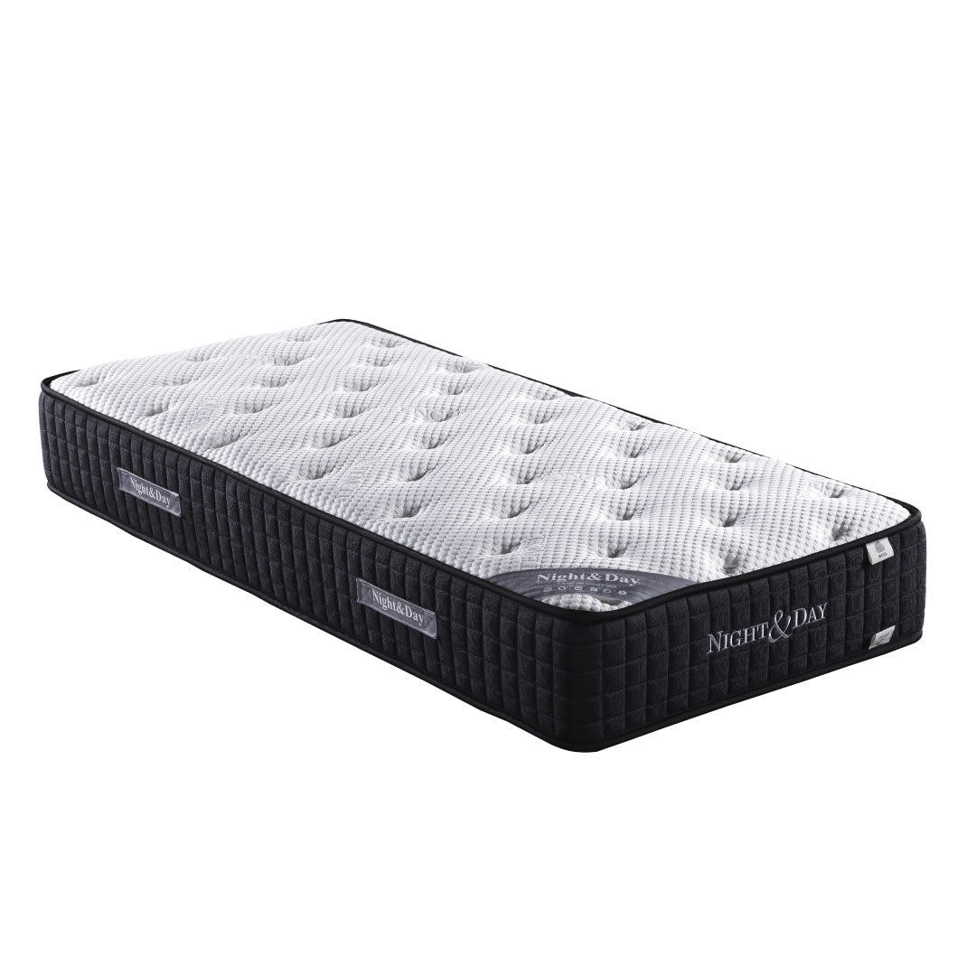 Night and Day Mattress – Personalized Support - Silky Comfort - Mundo Bedding